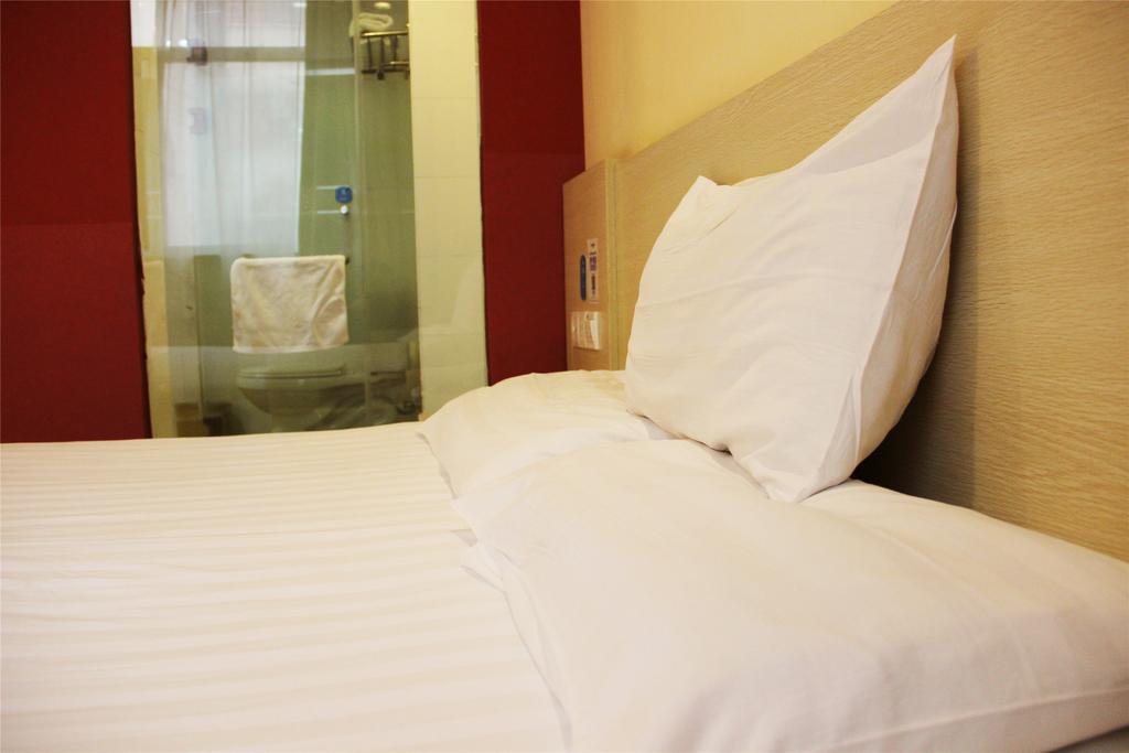 Hanting Hotel Shanghai Hongqiao Railway Station Huqingping Highway Екстериор снимка